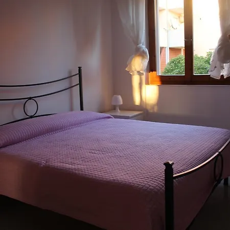 Oda ve Kahvaltı Algherooms